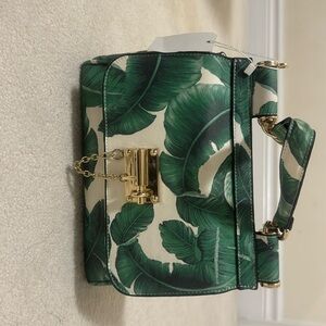 Brand new nice purse